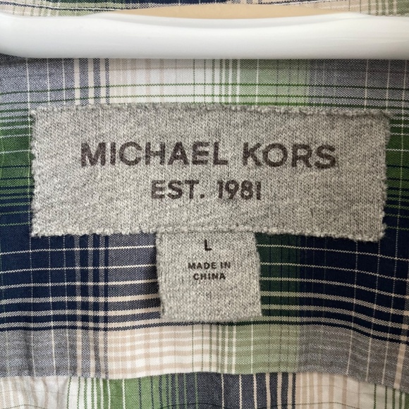 Michael Kors Est. 1981 Men’s Casual Button-Down Shirt. - Picture 3 of 8